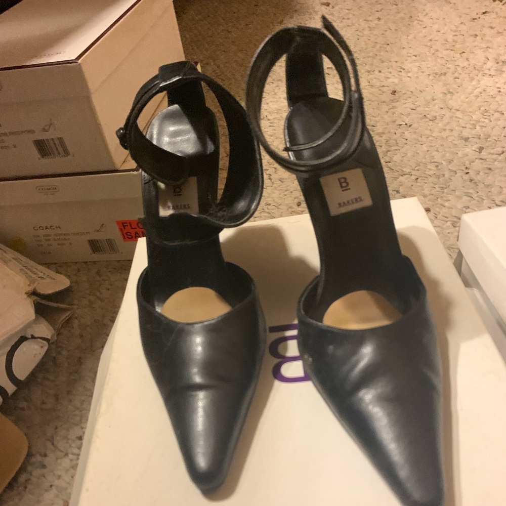 Bakers black Heels